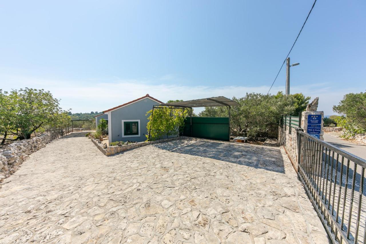 Mare&Karlo Apartment Drvenik Mali Exterior photo